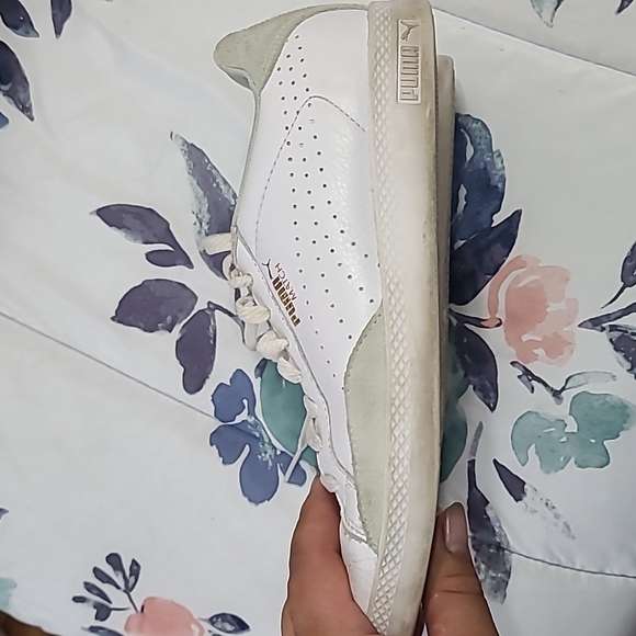 Puma size 9 - Picture 2 of 5